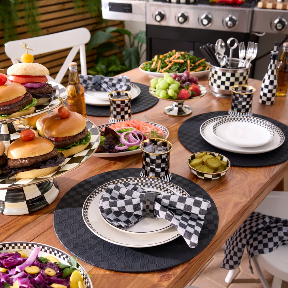 Courtly Check Everyday Lunch Plates, Set of 4 - Image 5