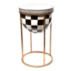 Alternative view of Check Plant Stand