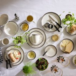 Alternative view of Courtly Check Everyday Lunch Plates, Set of 4