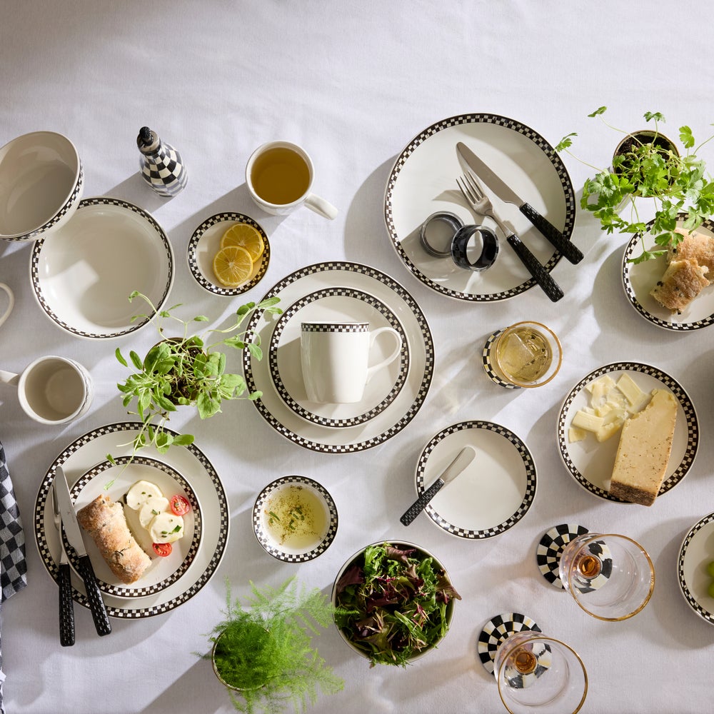 Courtly Check Everyday Lunch Plates, Set of 4 - Image 2