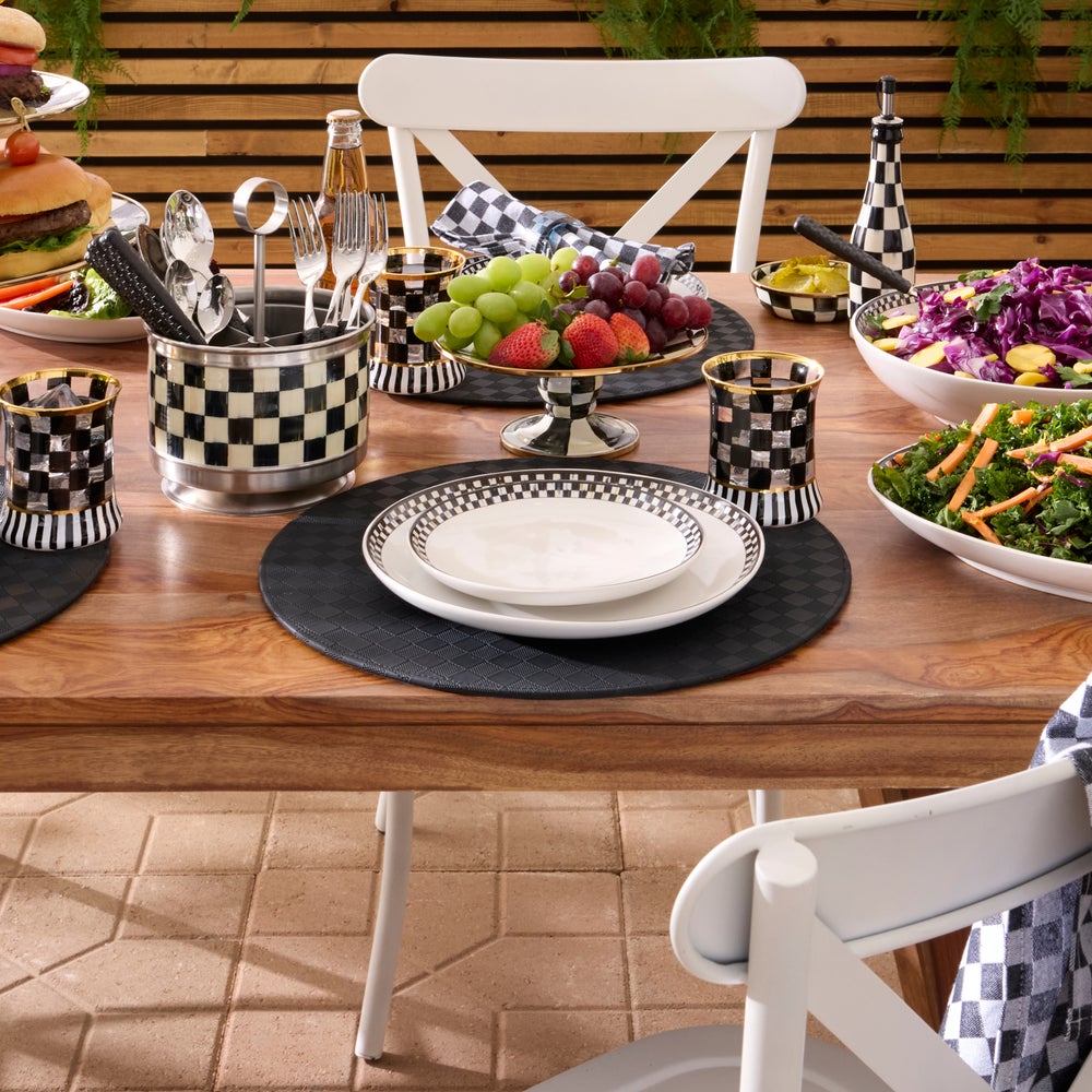 Courtly Check Everyday Lunch Plates, Set of 4 - Image 4