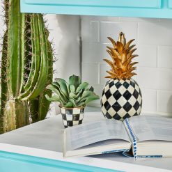 MACKENZIE-CHILDS Mackenzie-chilllds Pineapple Figurines