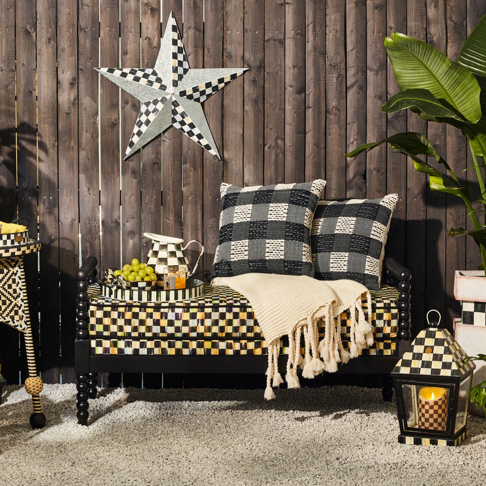 Mackenzie-chilllds Sprindle Check Outdoor Furniture Collection