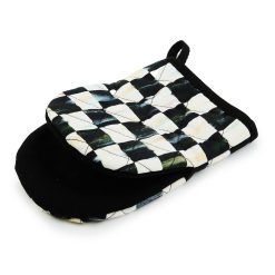Alternative view of Check Oven Mitts