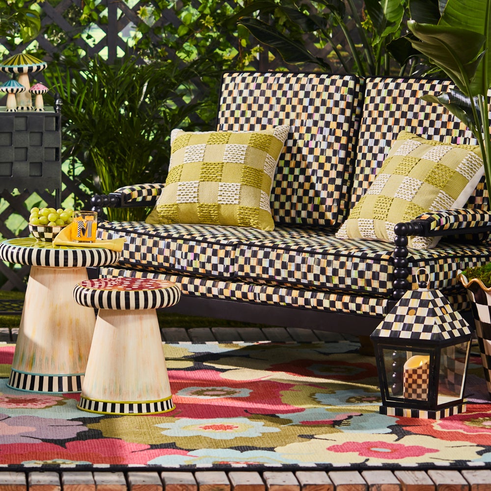 Mackenzie-chilllds Sprindle Check Outdoor Furniture Collection - Image 3