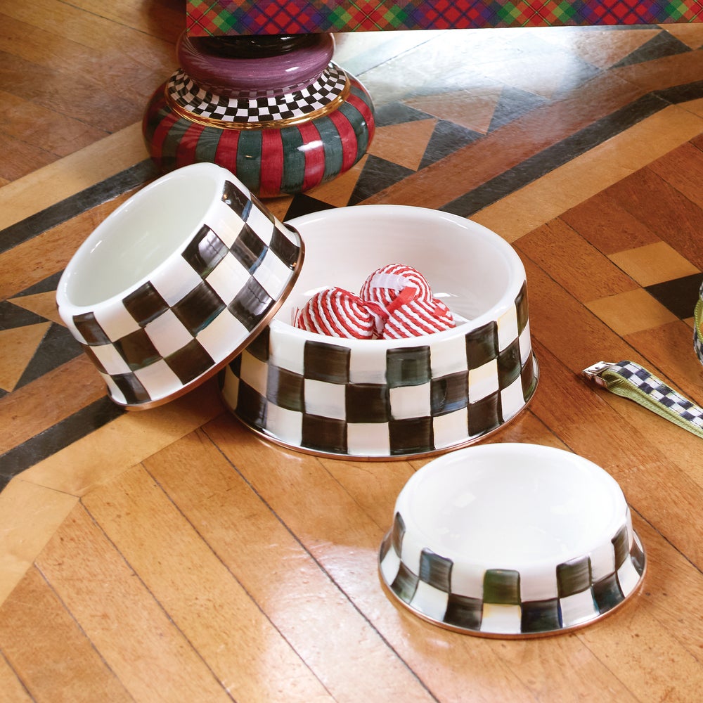 Check Pet Dishes