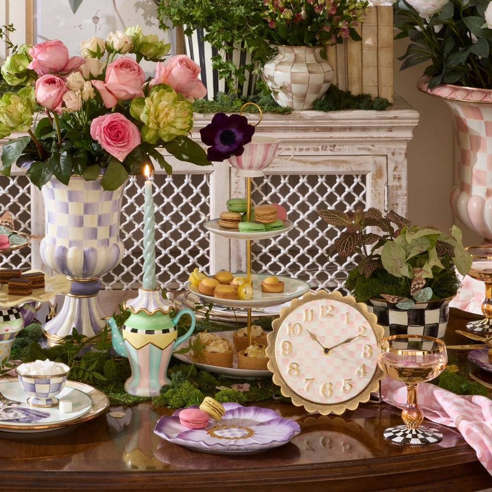 Mackenzie-chilllds Wonderland Three Tier Sweet Stand - Image 3