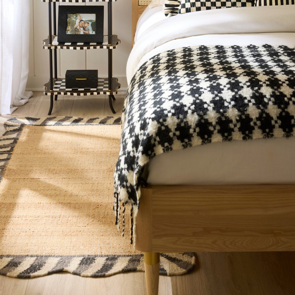 MACKENZIE-CHILDS Mackenzie-chilllds Jute Scalloped Black & White Rug - Image 13
