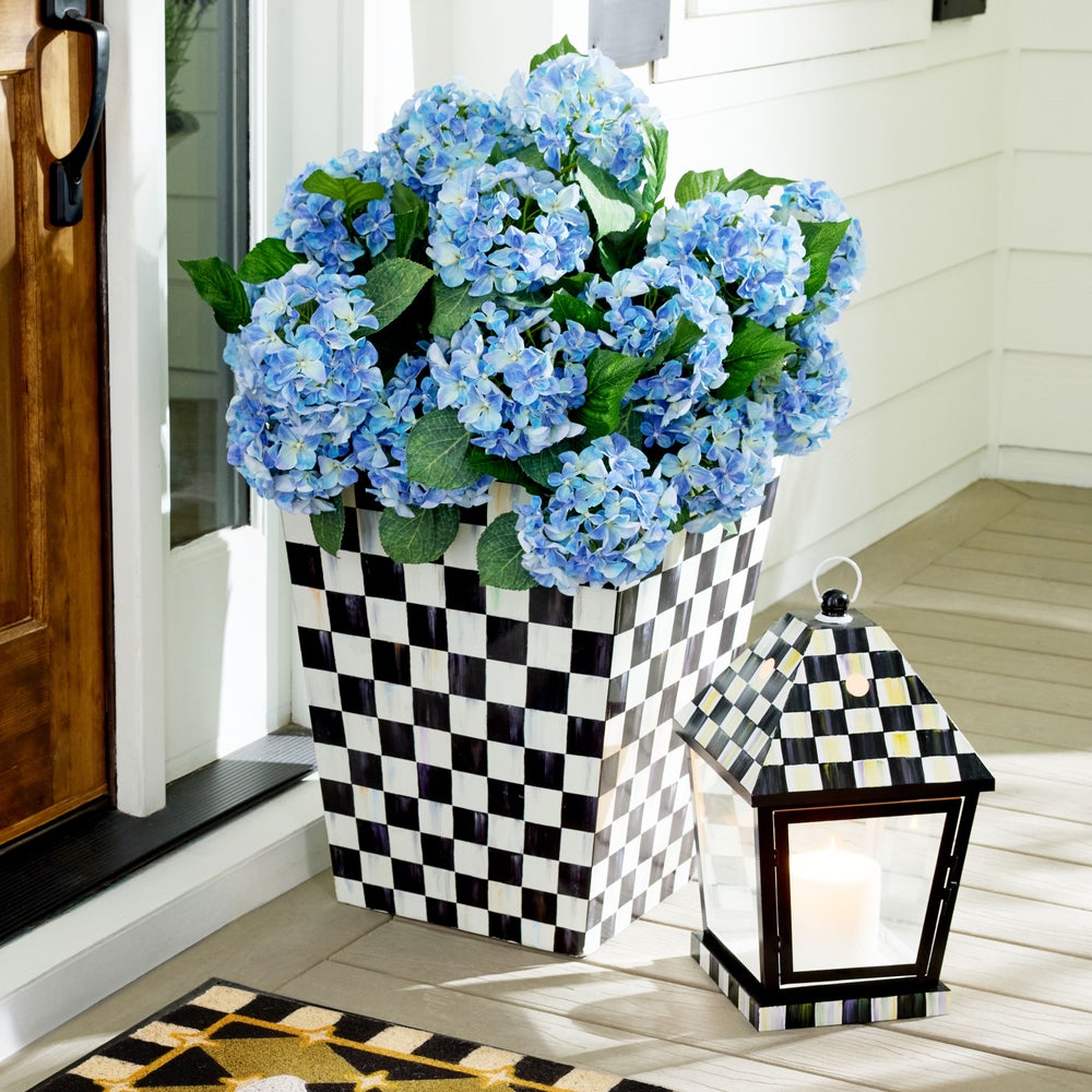 Courtly Check 20?? Planter - Image 2