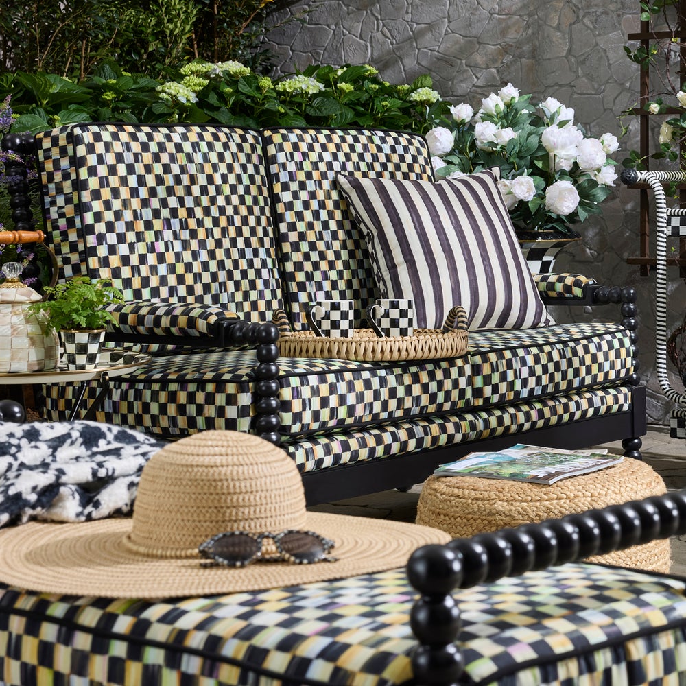 Mackenzie-chilllds Sprindle Check Outdoor Furniture Collection - Image 5