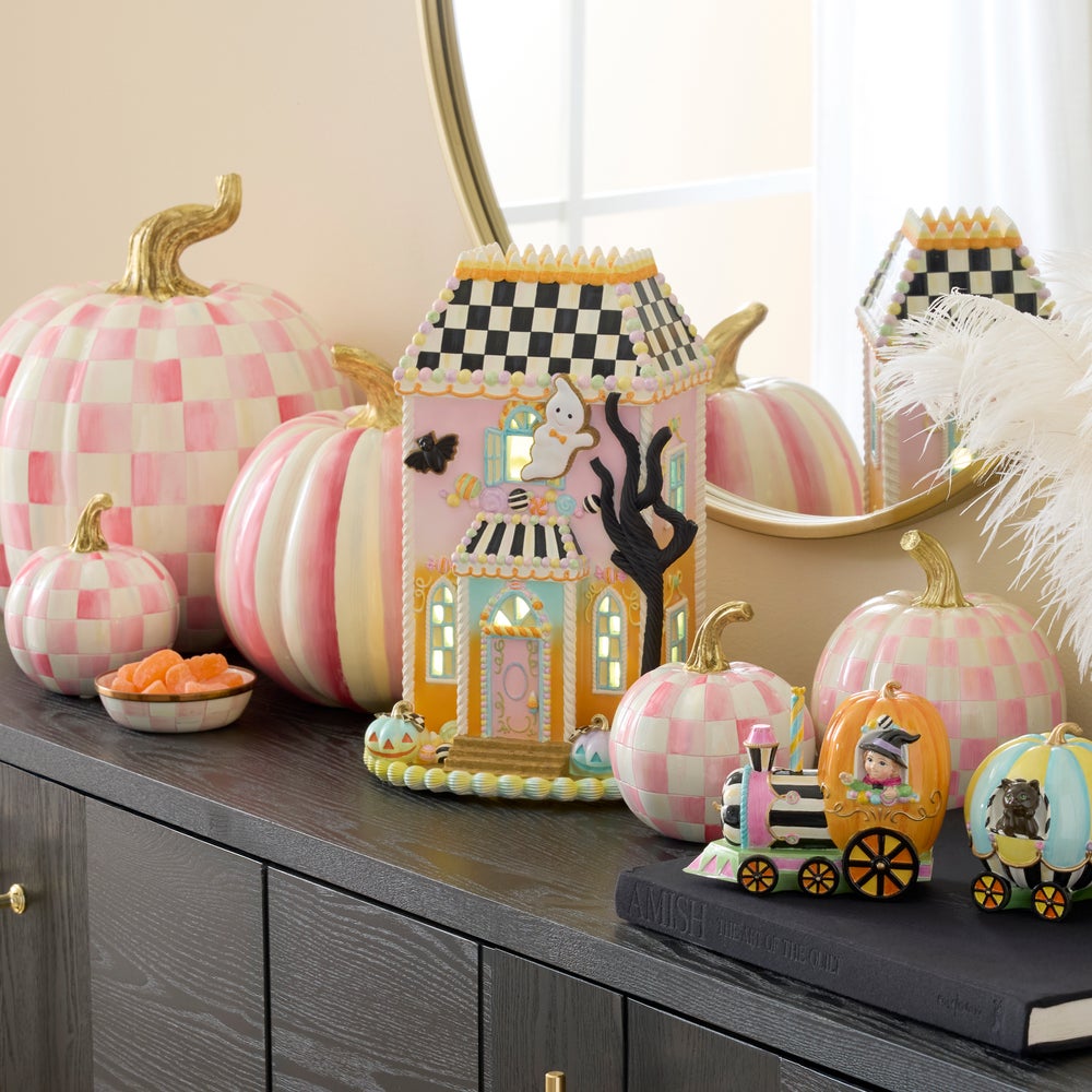 Mackenzie-chilllds Trick or Treat Illuminated Sweets Mansion - Image 2