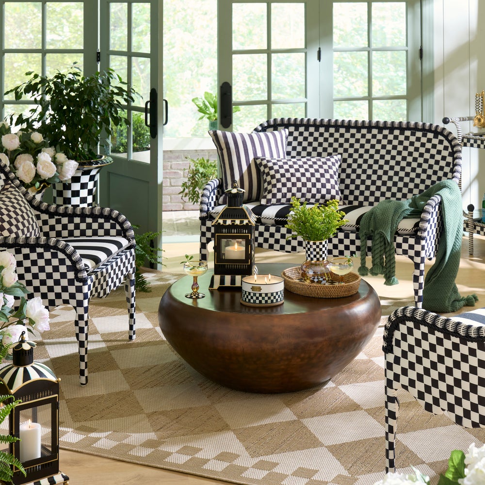 Diamond Indoor/Outdoor Rug - Image 6