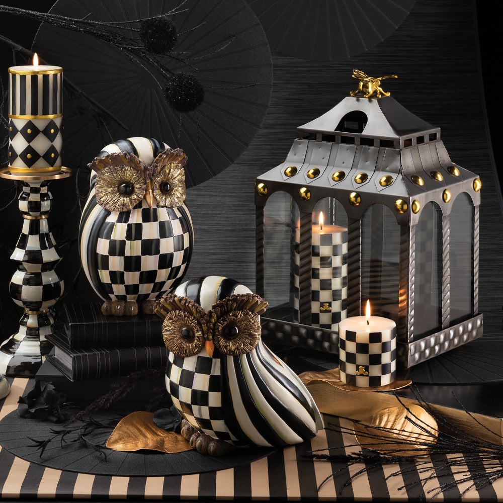 Courtly Owl