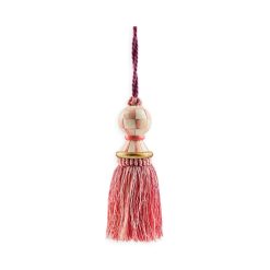 Alternative view of Check Tassel