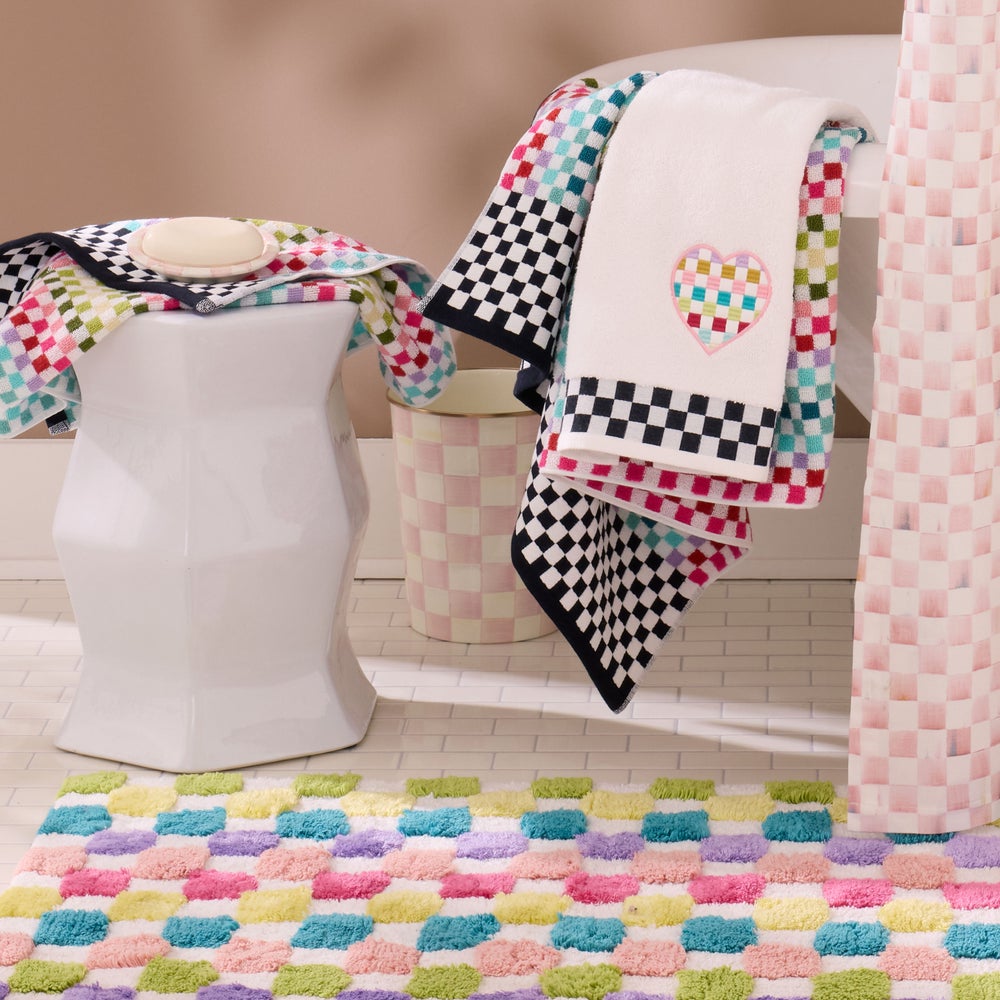 MACKENZIE-CHILDS Mackenzie-chilllds Rosy Check Enamel Bath Collection - Image 9