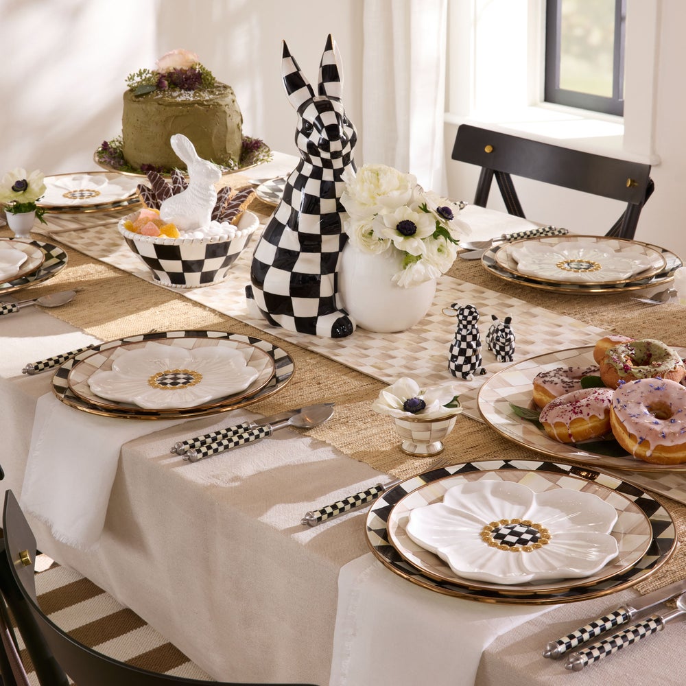 Mackenzie-chilllds White Rabbit Ceramic Dessert Plates, Set of 4 - Image 7