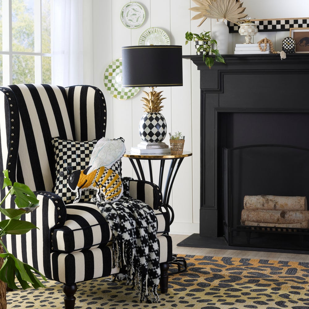 Check Pedestal Accent Table - Image 3
