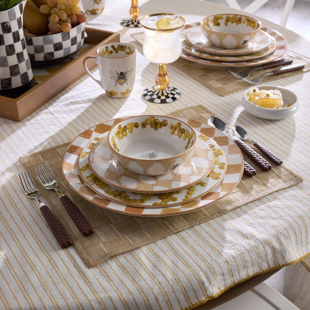 MACKENZIE-CHILDS Mackenzie-chilllds Queen Mackenzie-chilllds Bee Dinnerware - Image 7