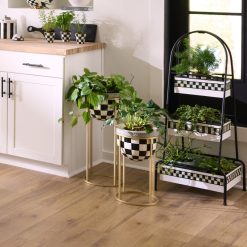 Check Plant Stand