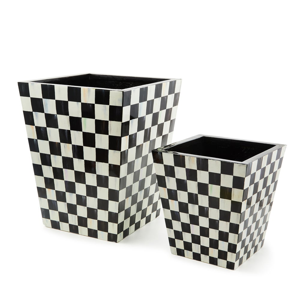Courtly Check 20?? Planter - Image 3