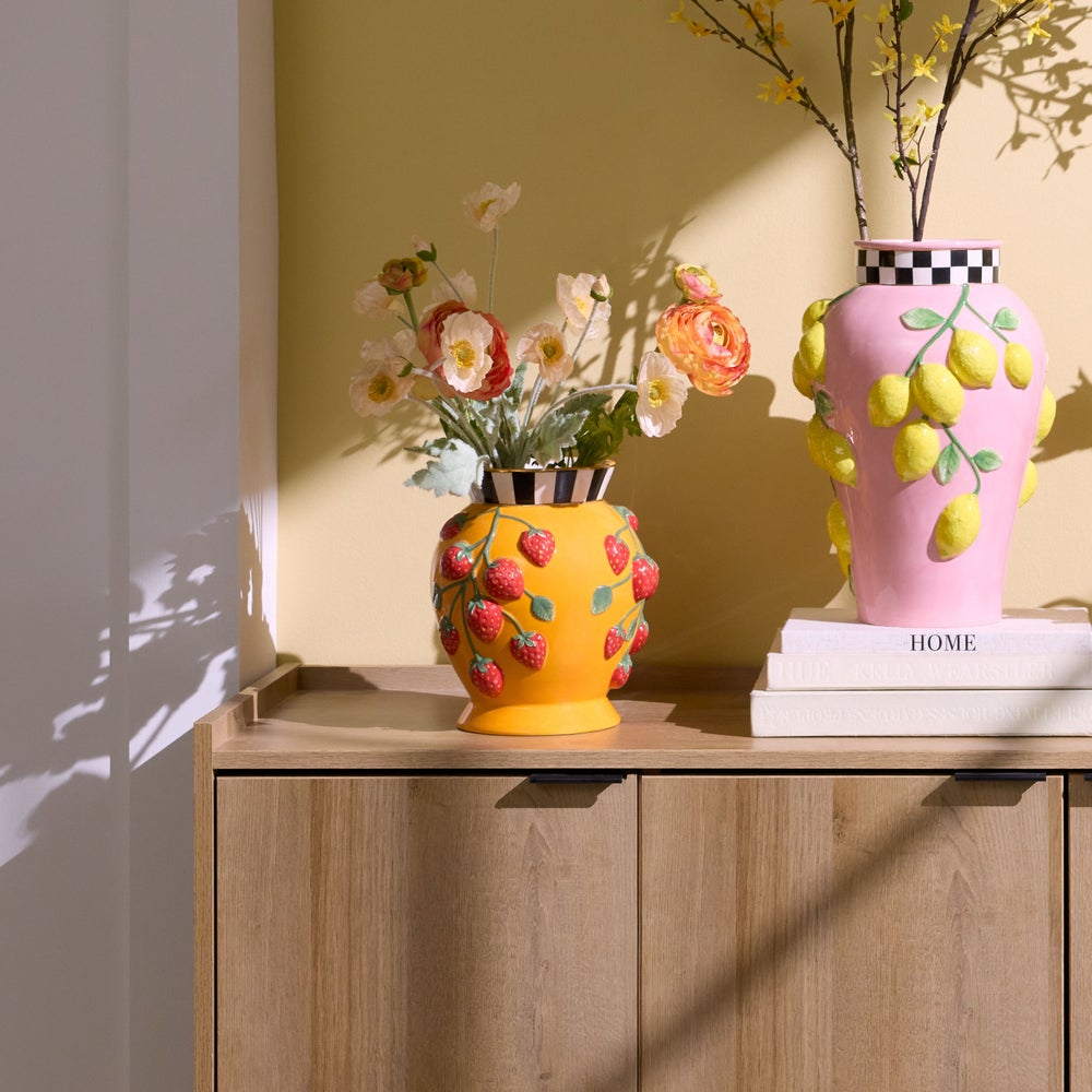 Mackenzie-chilllds Tutti Frutti Strawberry Vase - Image 2