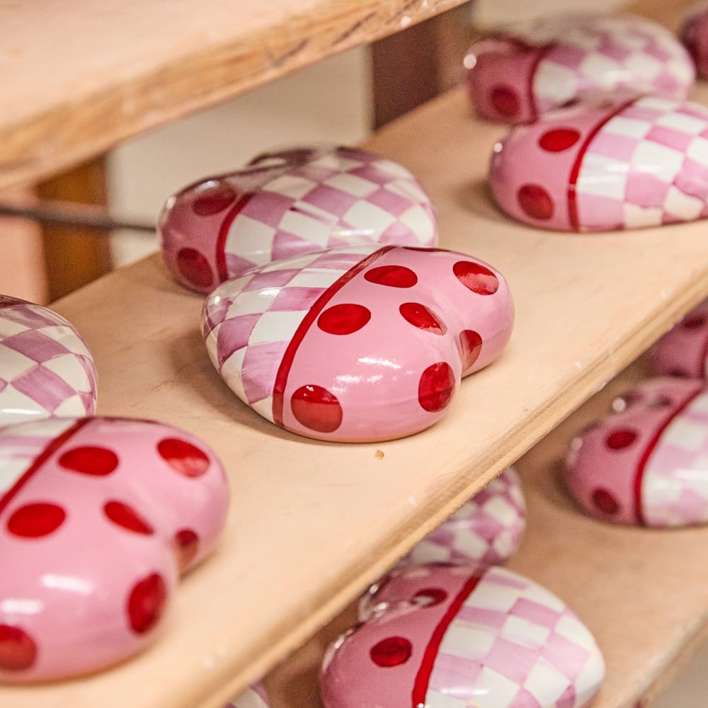 MACKENZIE-CHILDS Mackenzie-chilllds Pink Dotty Heart Ceramic Decor - Image 5