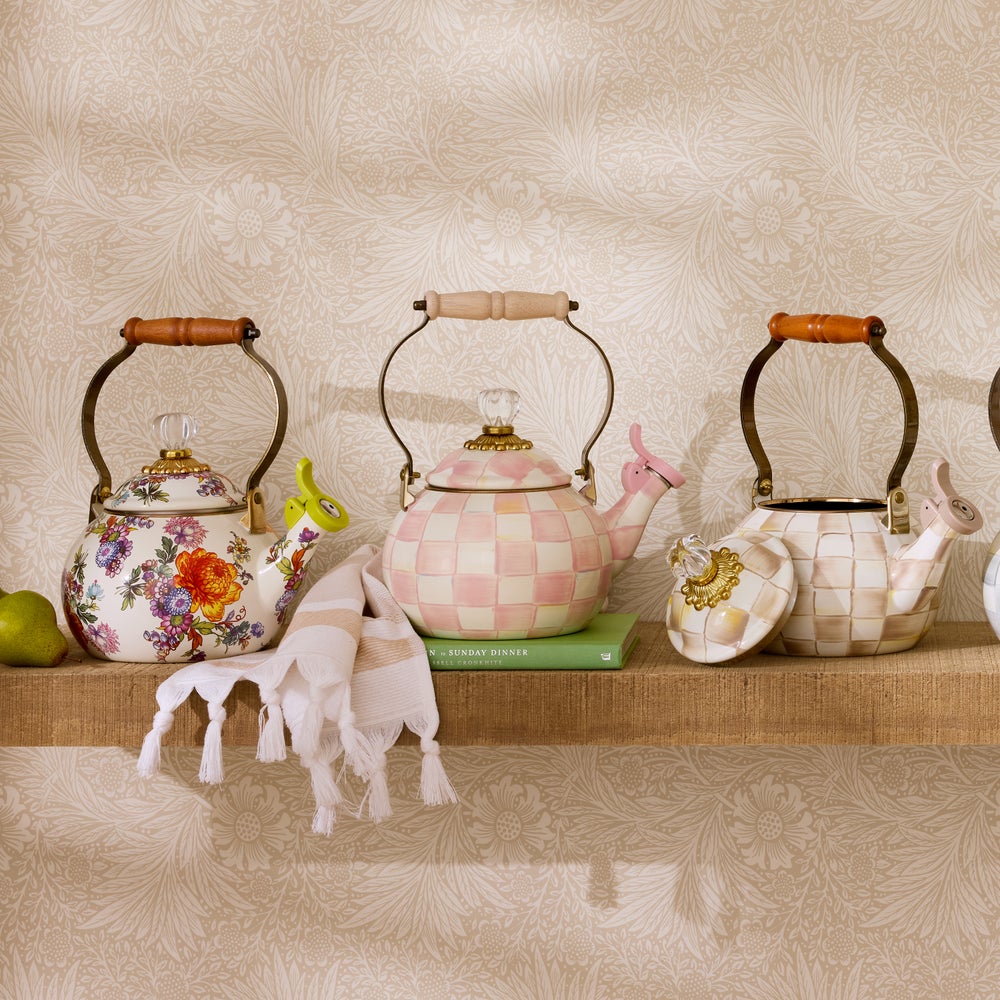 Mackenzie-chilllds Whistling Tea Kettle - Image 3