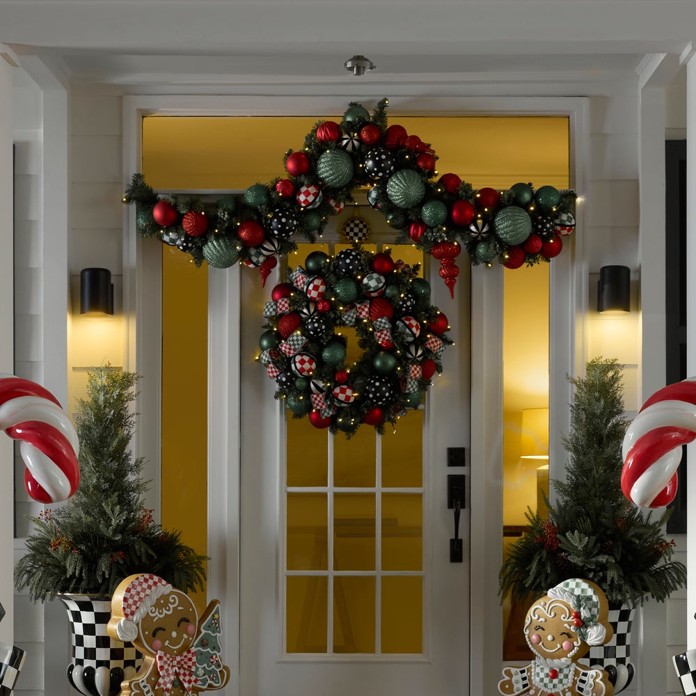 Check It Out Illuminated 26?? Wreath - Image 3